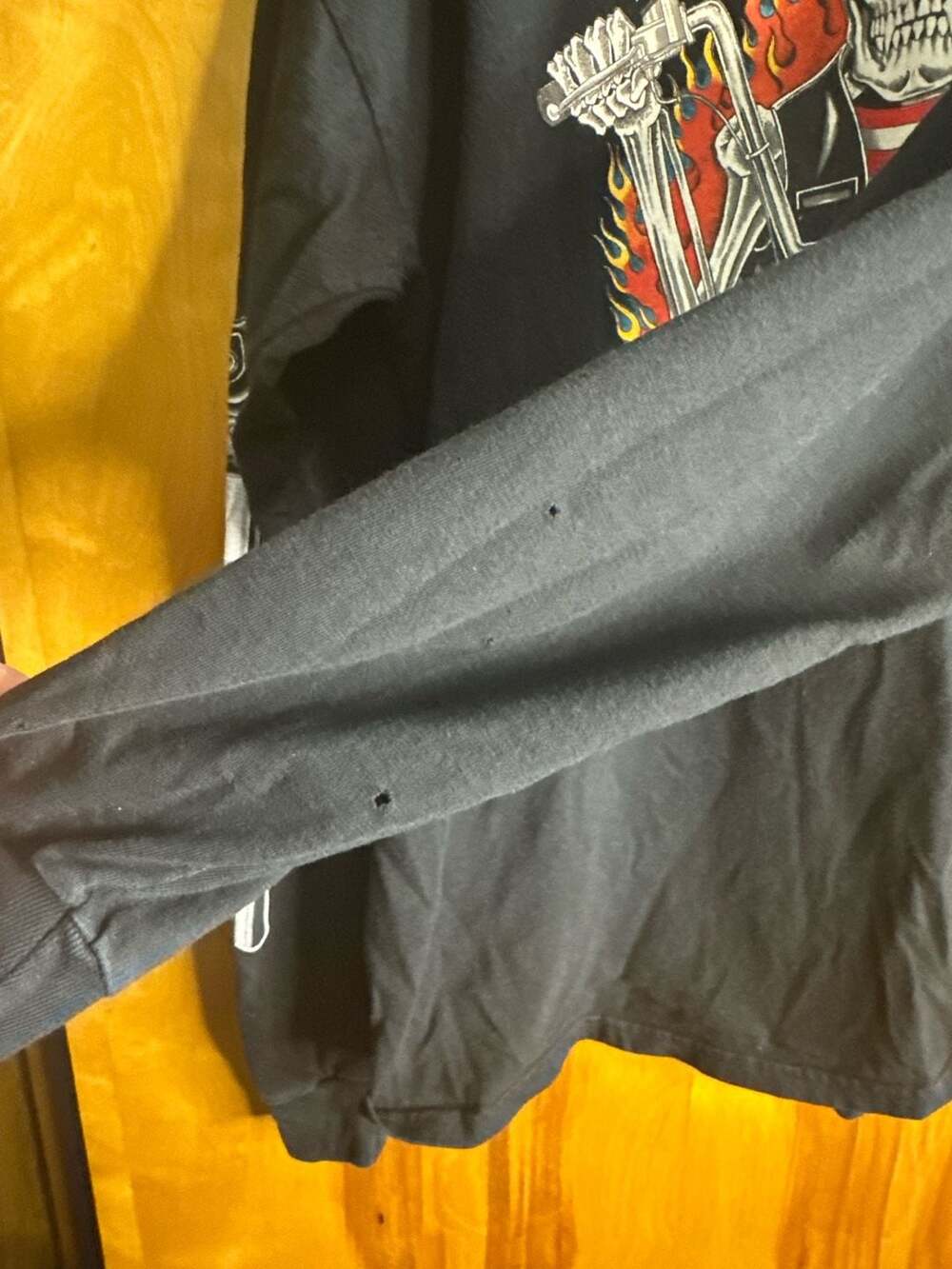 Road worn Official Hells Angels Support 81 Frisco XL T - Picture 4 of 9